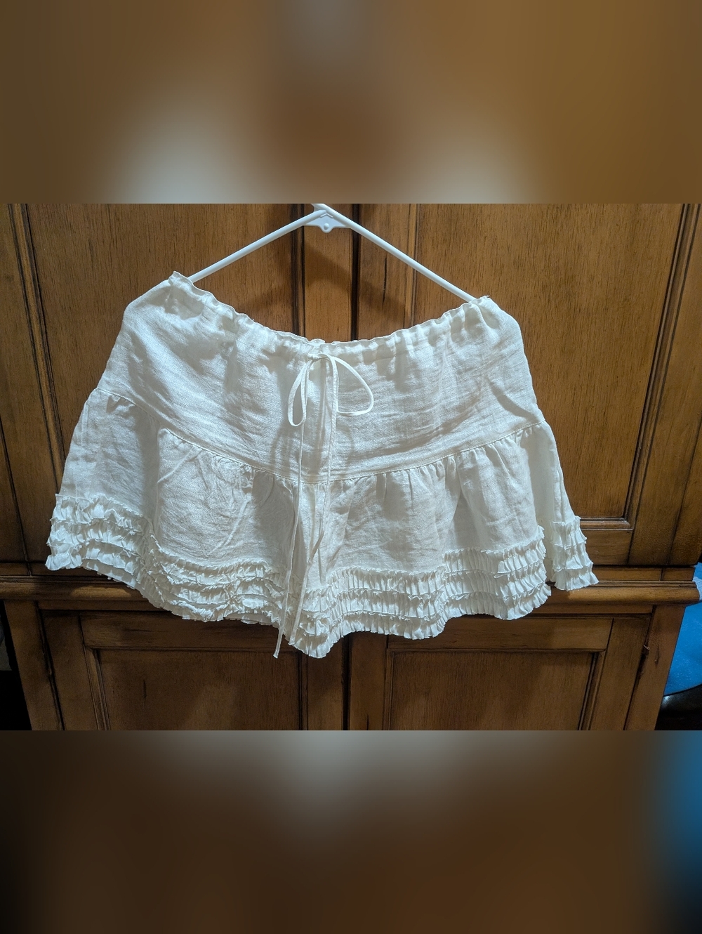 Women’s White Ruffled Linen Skirt